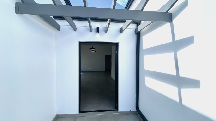 3 Bedroom Property for Sale in Atlantic Sands Private Estate Western Cape